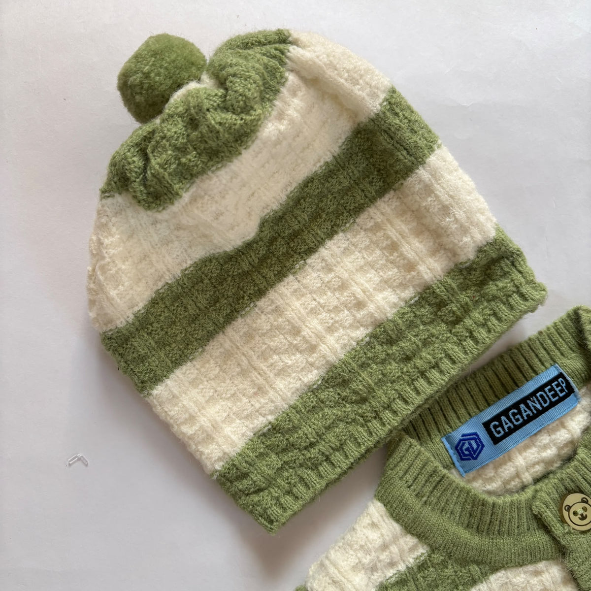 Woollen Sweater Set MN01