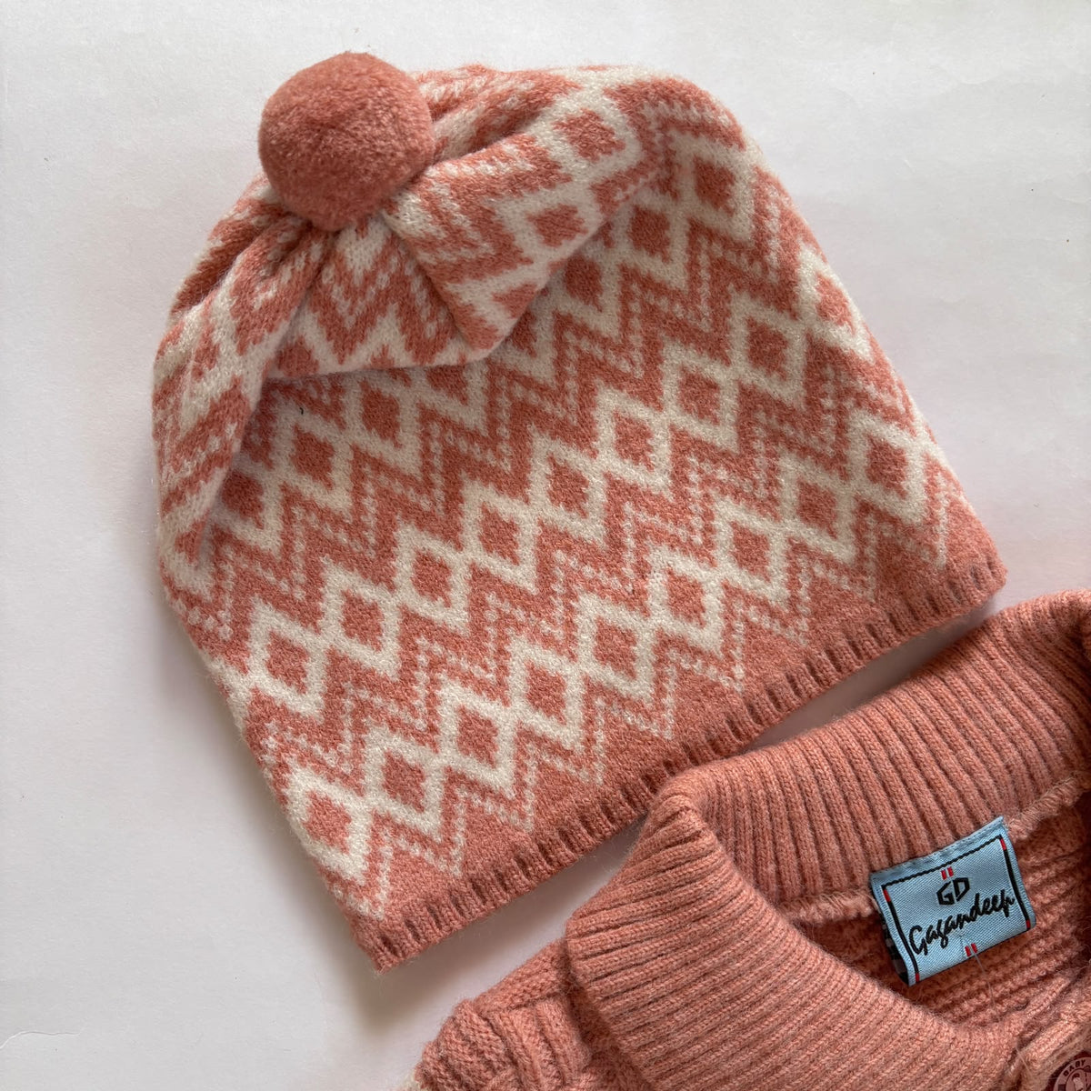 Woollen Sweater Set MN01