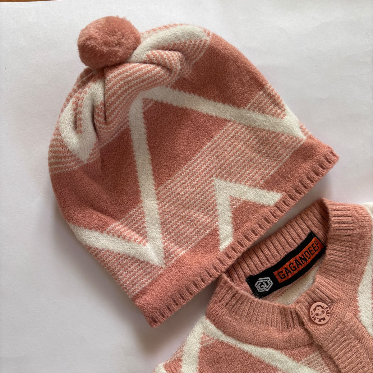 Woollen Sweater Set MN01