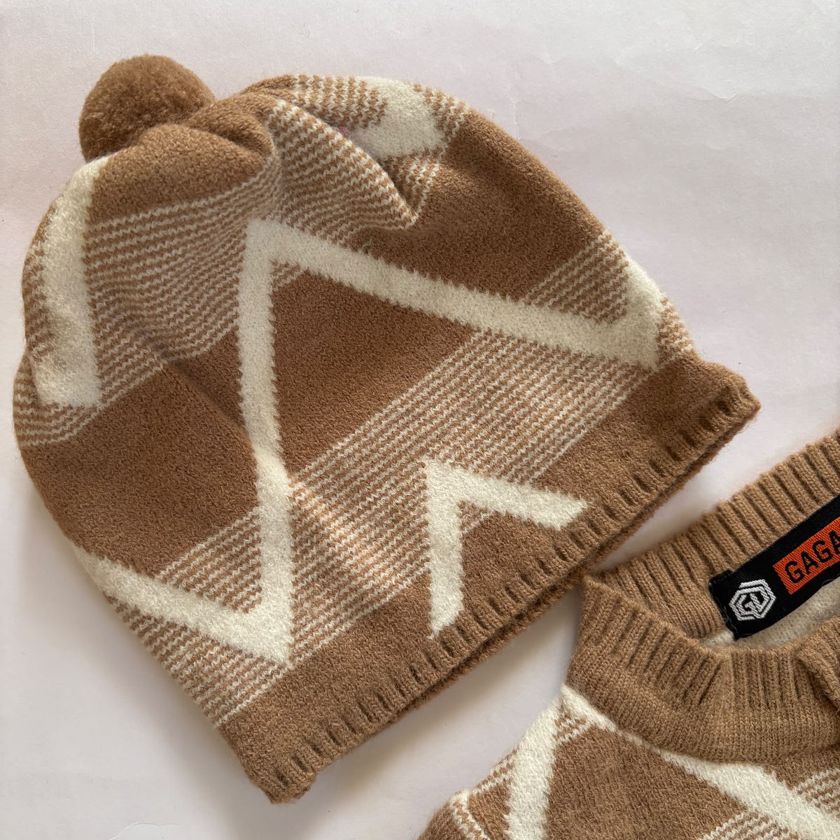 Woollen Sweater Set MN01