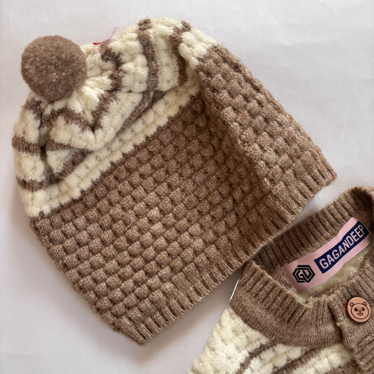 Woollen Sweater Set MN01