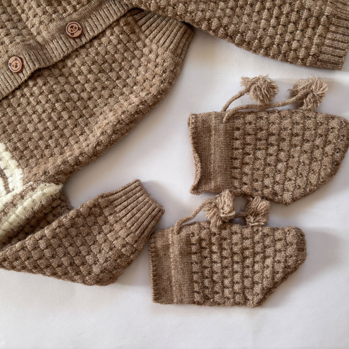 Woollen Sweater Set MN01