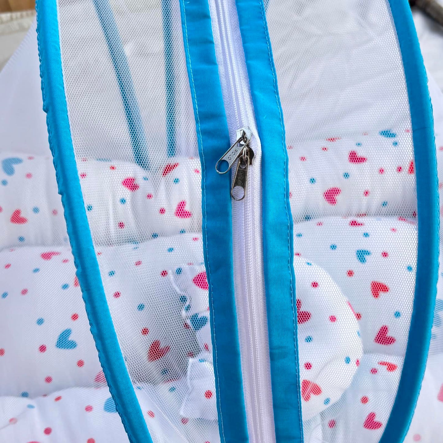 Baby Muslin Carry Bed , Mosquito Net Bed & Feeding Pillow Combo MN01