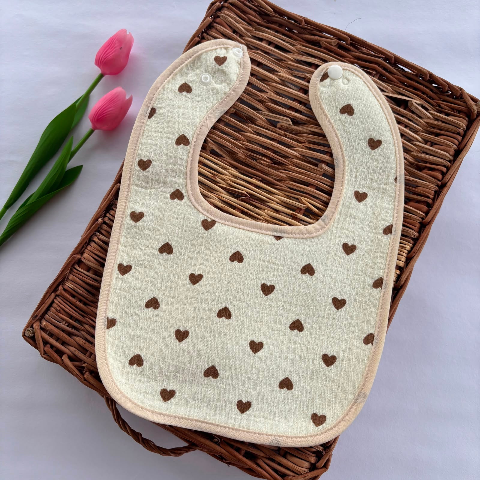 Crinkled Muslin Baby Bib MN01