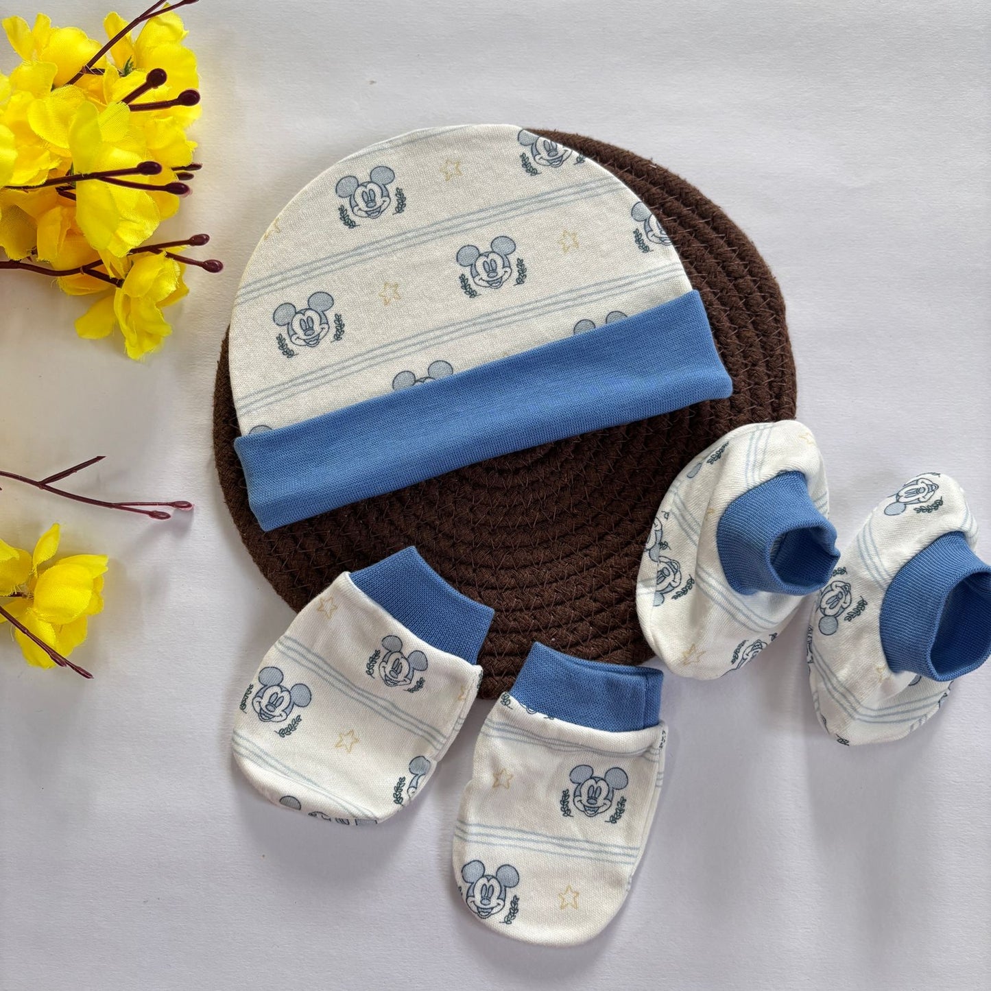 Cap Mitten and Booties Set MN01