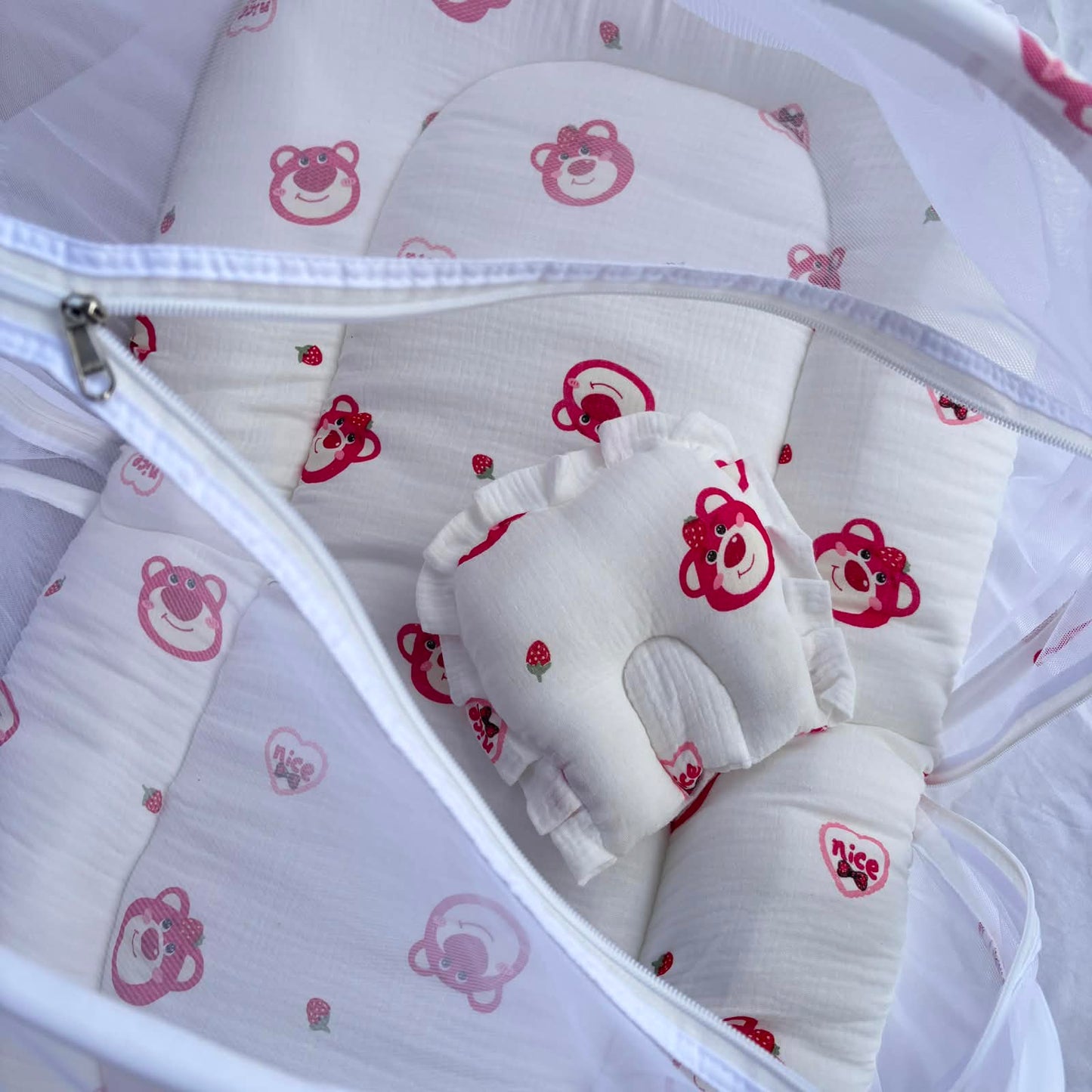 Baby Crinkled Muslin Mosquito Net Bed and Carry Bed Combo MN01