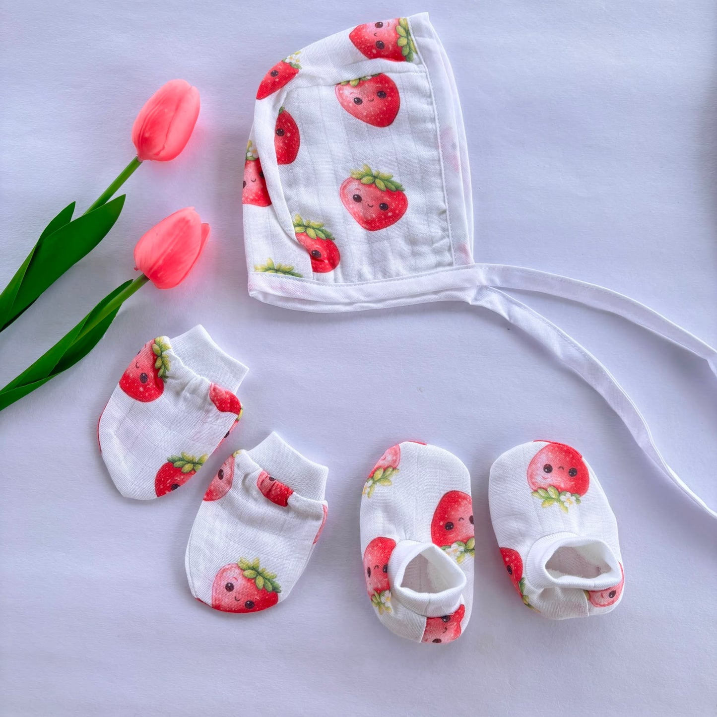Muslin Cap Mitten and Booties Set MN01
