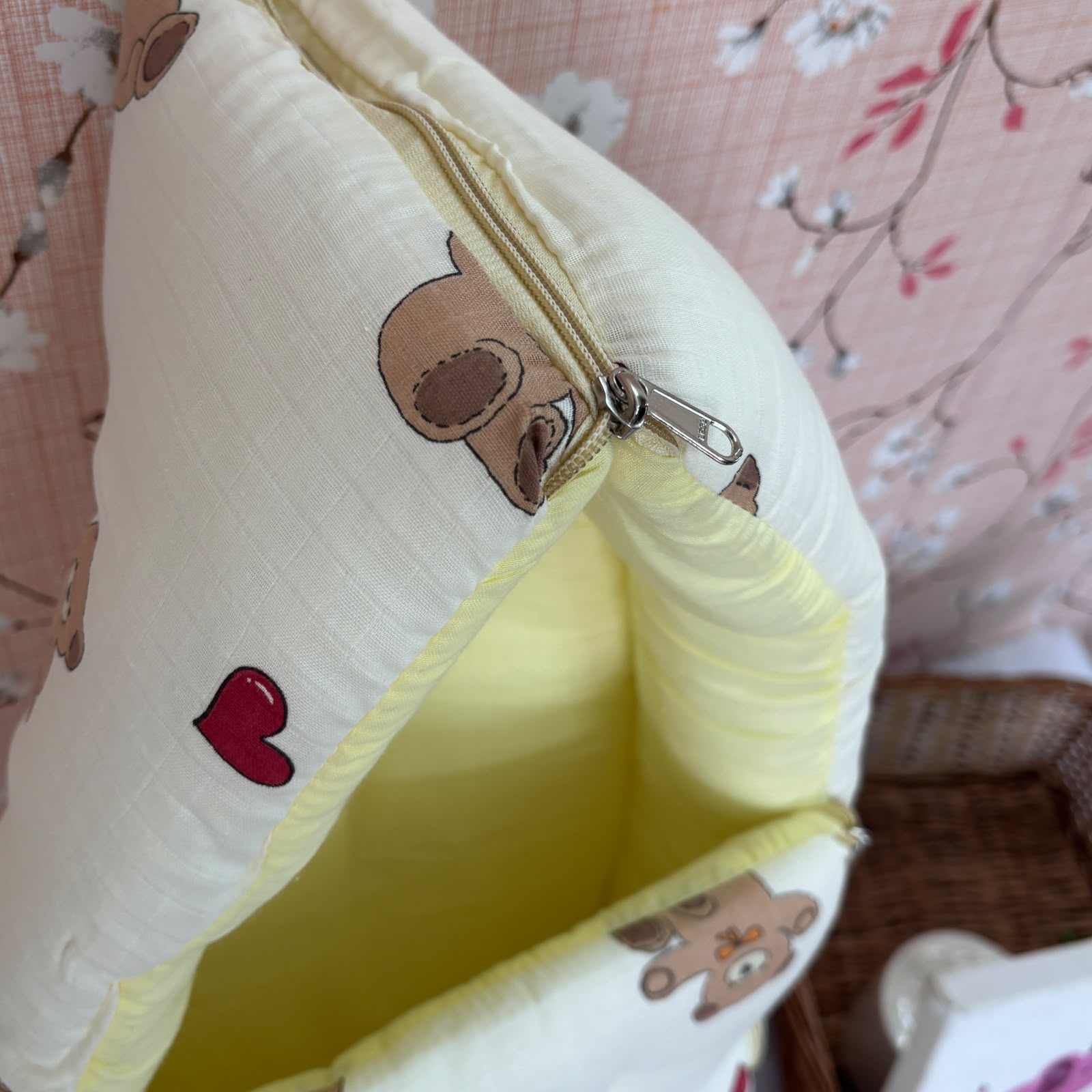 Baby Muslin Carry Bed MN01