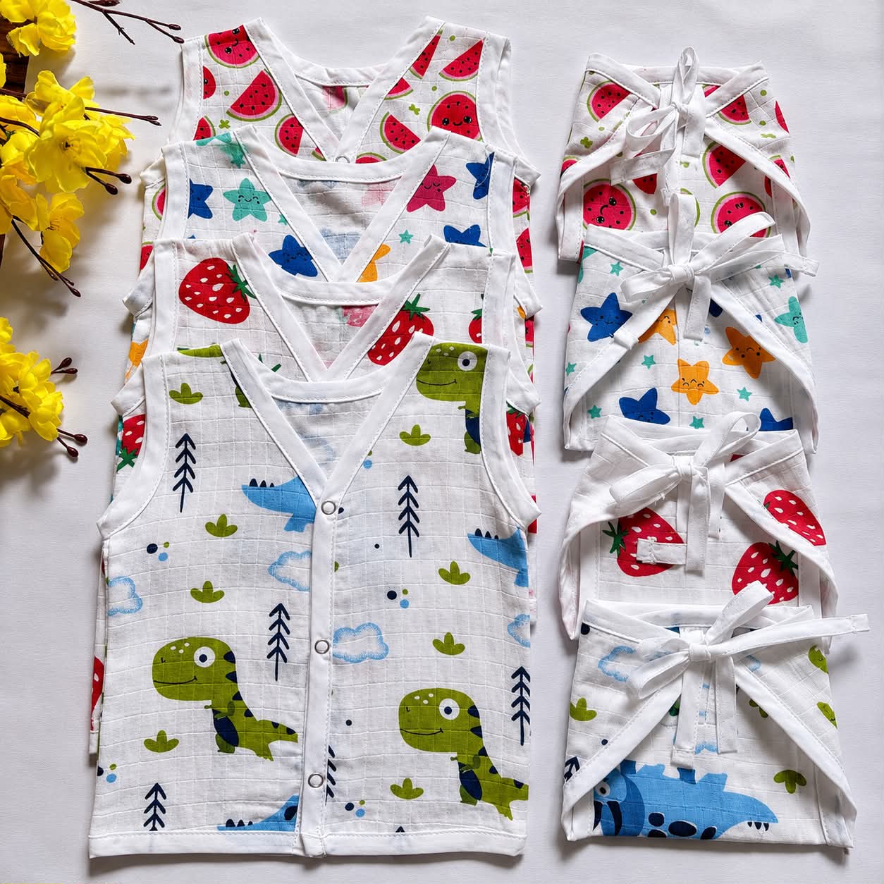 Premium Muslin Button jablas and Nappy set 4 pcs pack