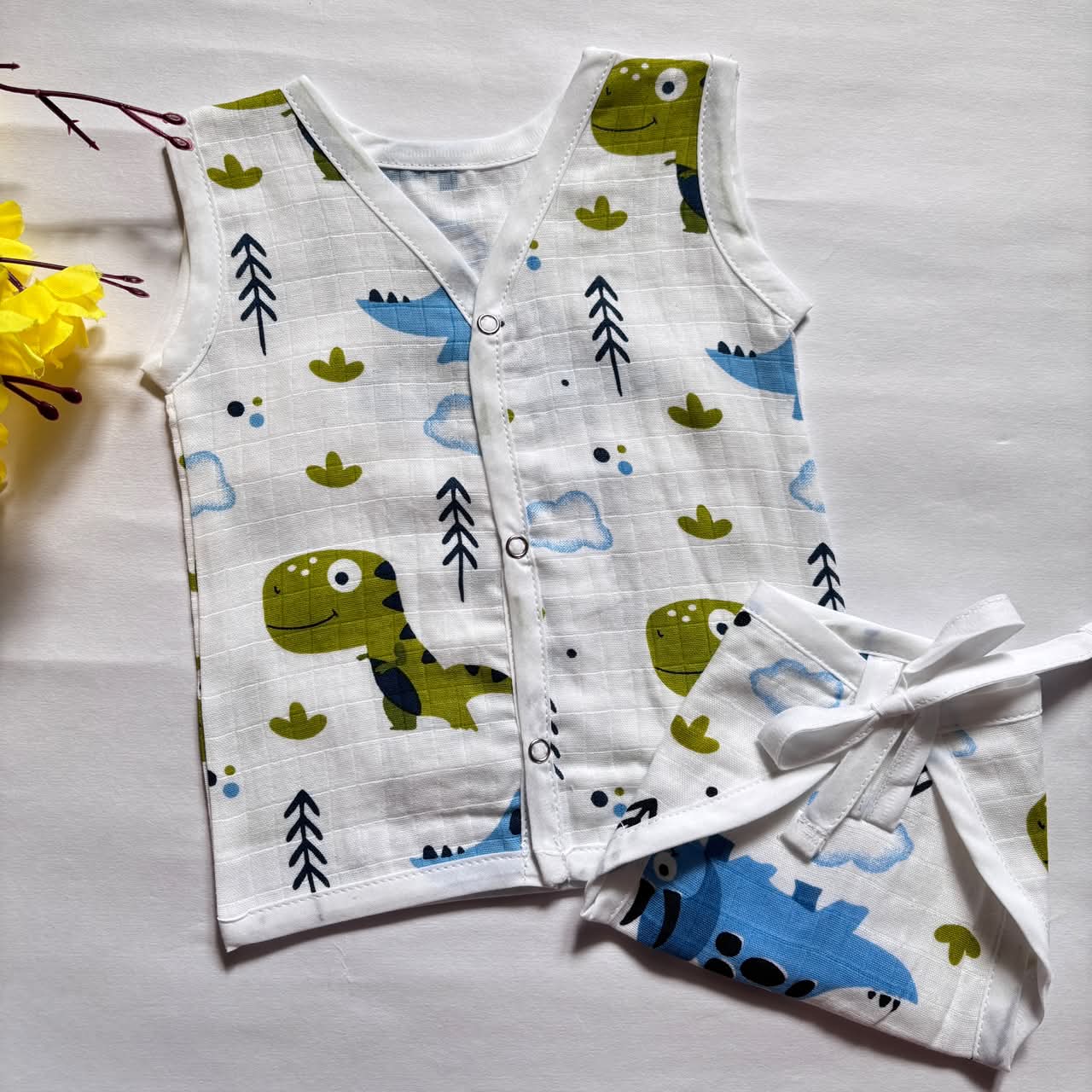 Premium Muslin Button jablas and Nappy set 4 pcs pack